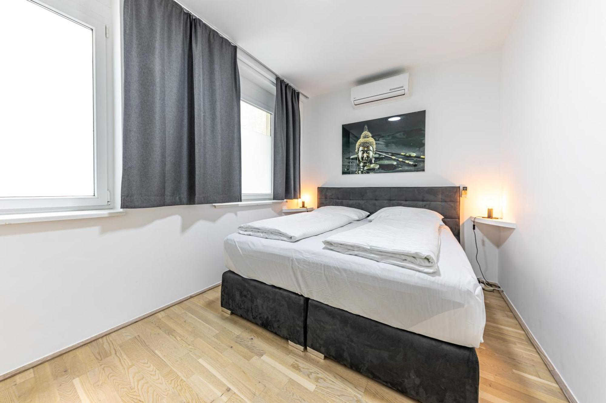 Christian Apartments Oper - Contactless Check In فيينا المظهر الخارجي الصورة