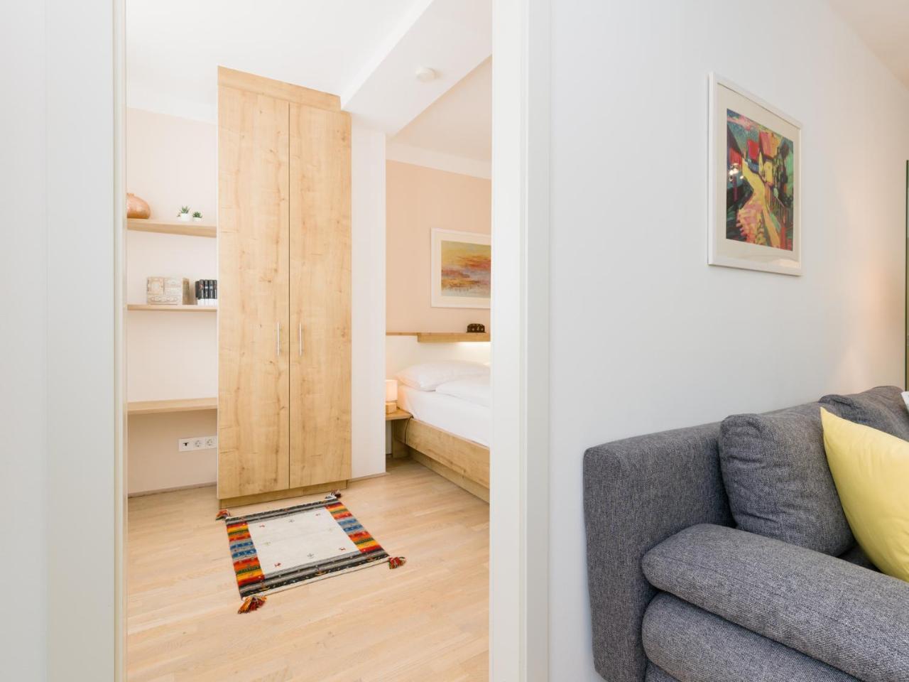 Christian Apartments Oper - Contactless Check In فيينا المظهر الخارجي الصورة