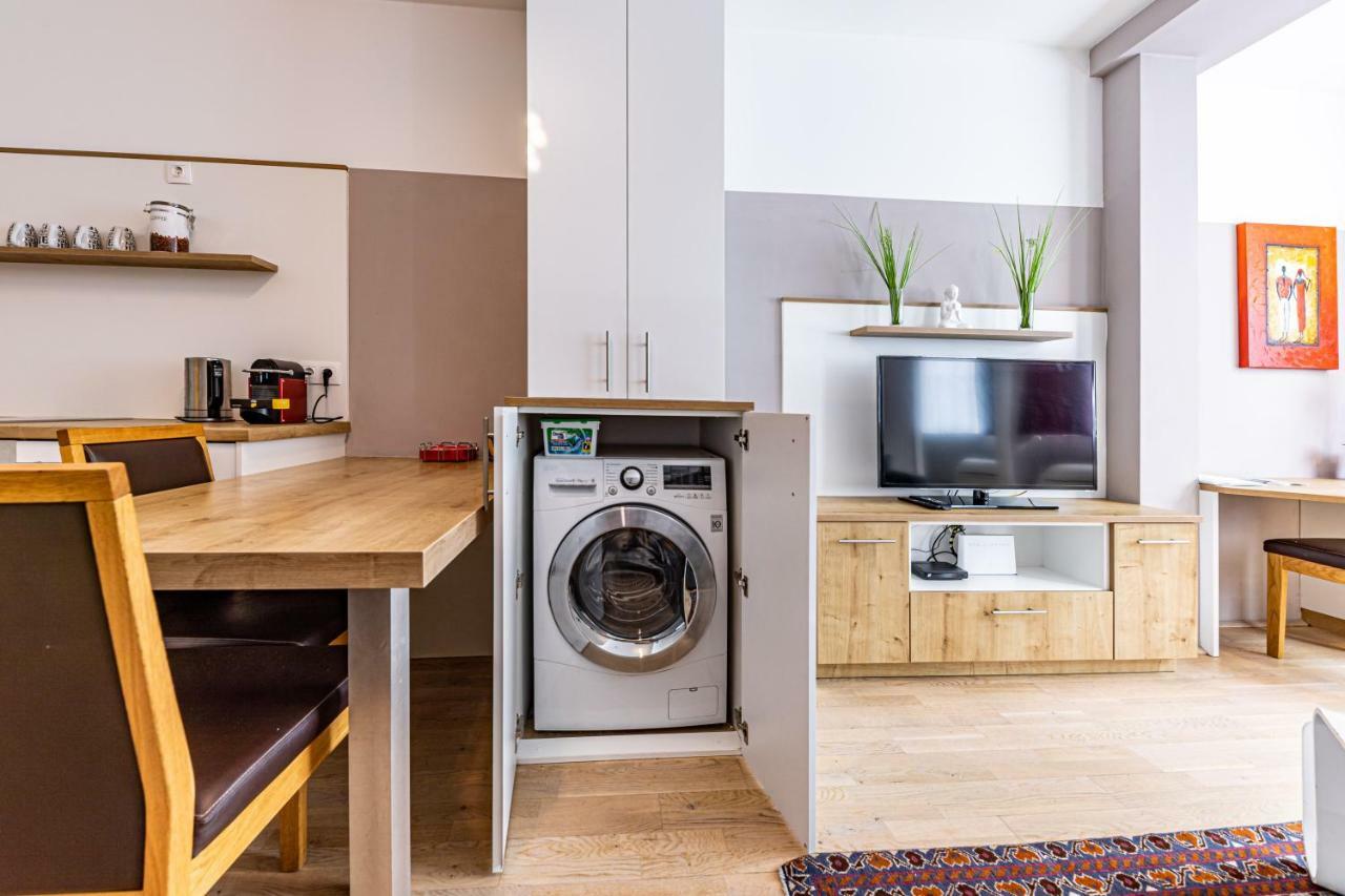 Christian Apartments Oper - Contactless Check In فيينا المظهر الخارجي الصورة