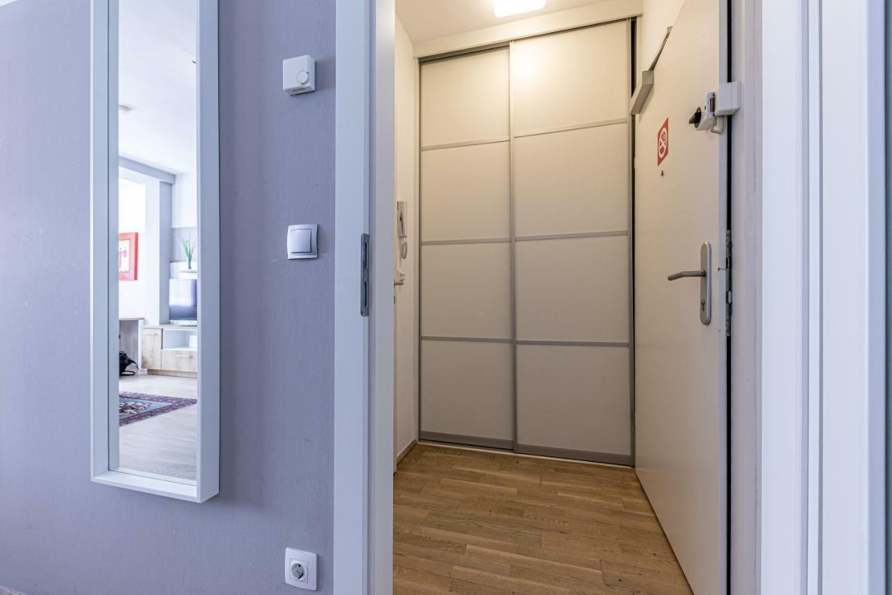 Christian Apartments Oper - Contactless Check In فيينا المظهر الخارجي الصورة